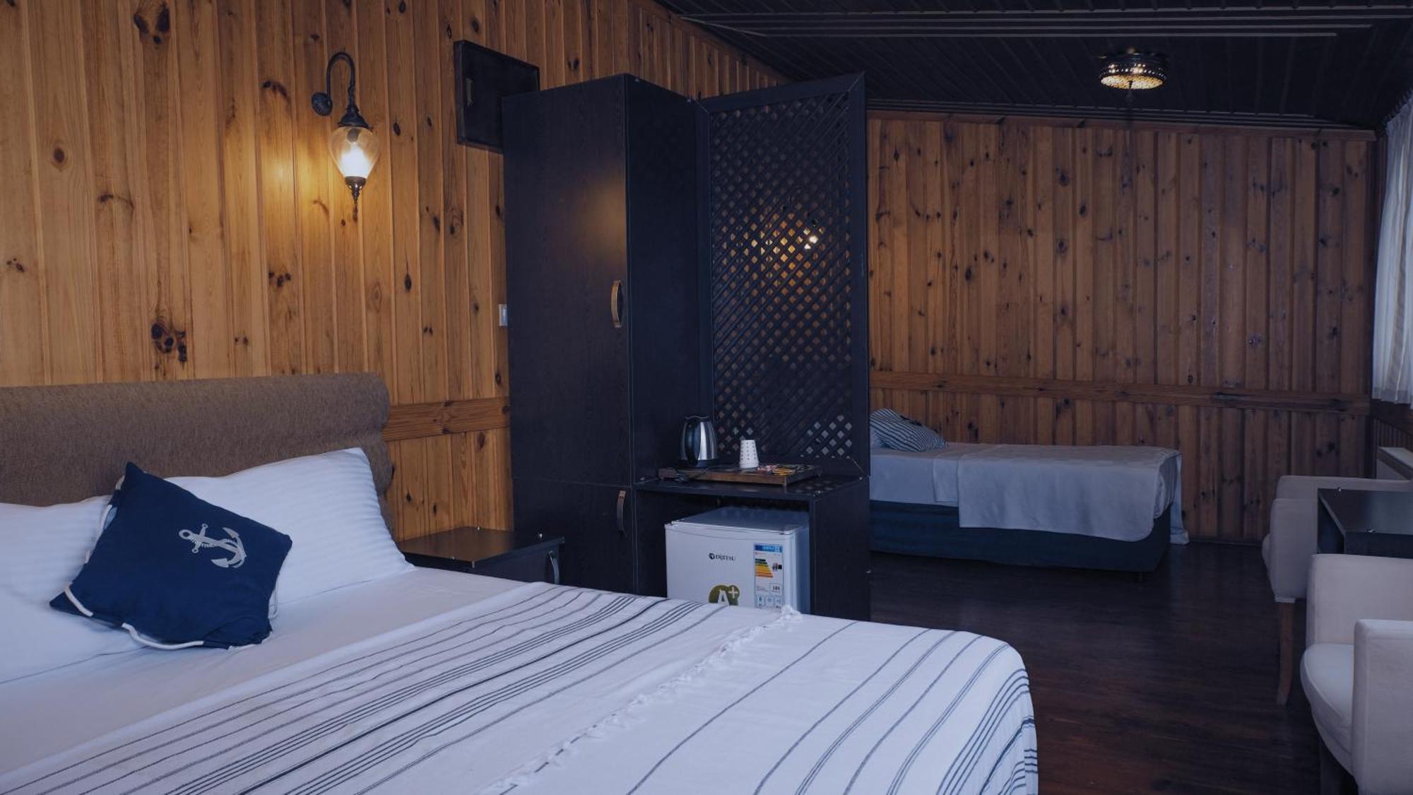 Denizci Hotel Синоп Екстериор снимка